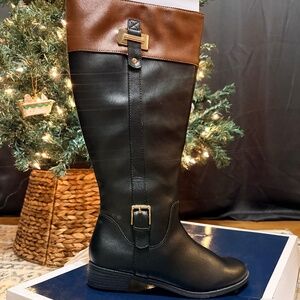 Karen Scott boots size 8